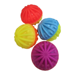 Pískací míček soft